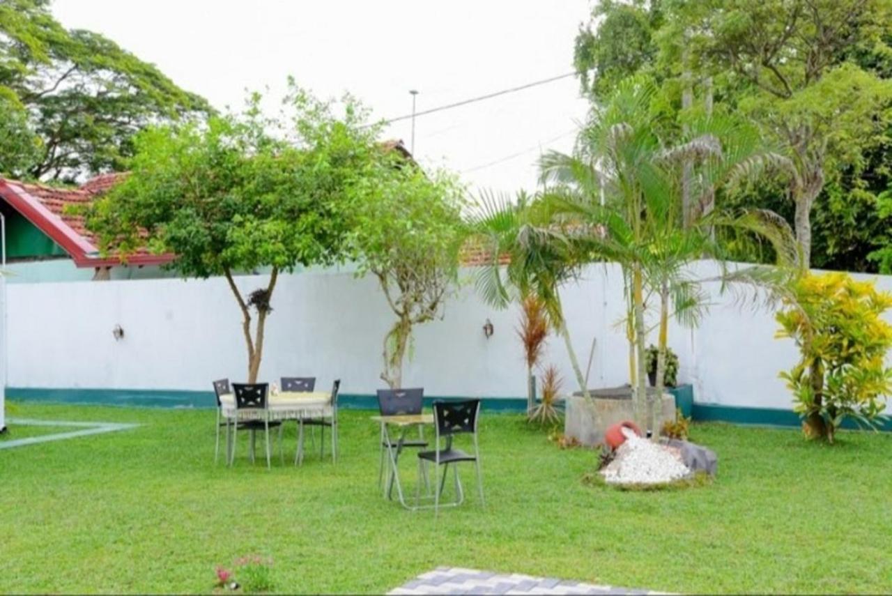 Slnco Villa Katunayaka Exterior foto
